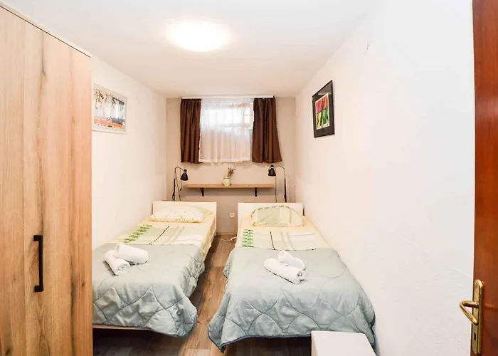 Apartament In - Istrien 11080 *