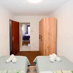 In - Istrien 11080 Appartamento Pola