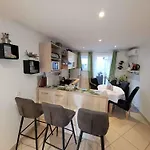 Appartamento In - Istrien 11080 Pola