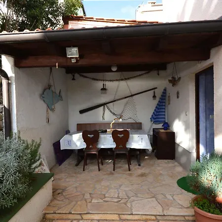 In - Istrien 11080 Apartman Pula