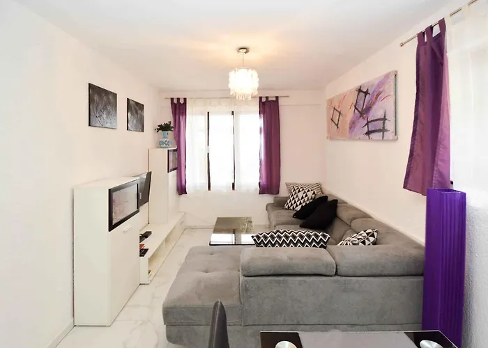 In - Istrien 11080 شقة *