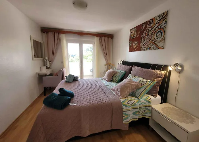 In - Istrien 11080 بولا