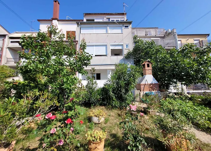 In - Istrien 11080 بولا